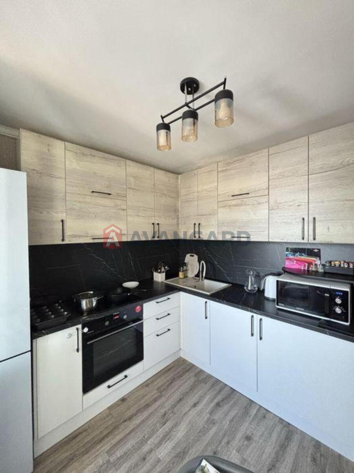 2 ��. ��������, 49/-/9 ��. �., 14/16 ������ ���� 16