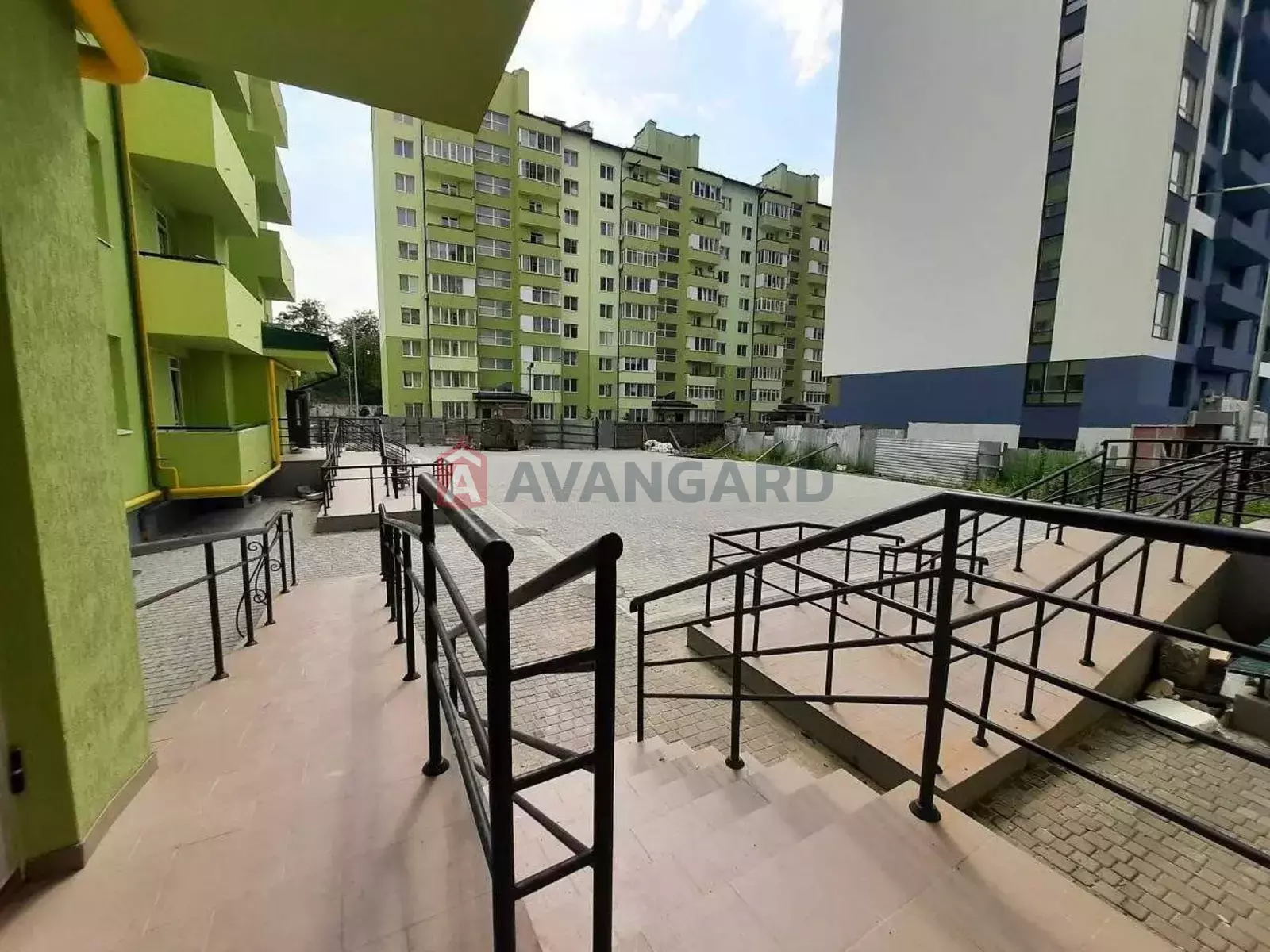 1 ����. ��������, 46,6/-/18 ��. �., 9/10 ���� ���� 3