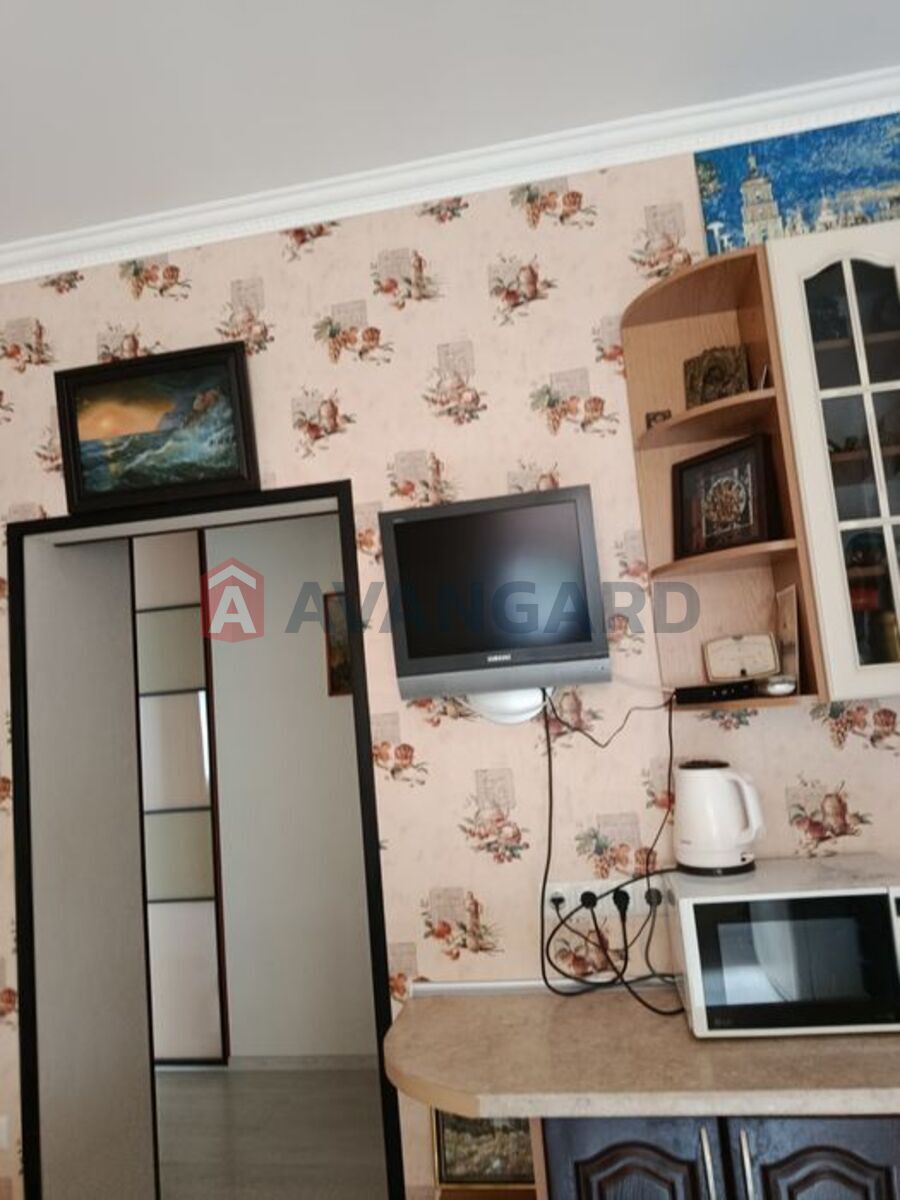 2 ��. ��������, 60/-/14 ��. �., 1/3 ������ ���� 13