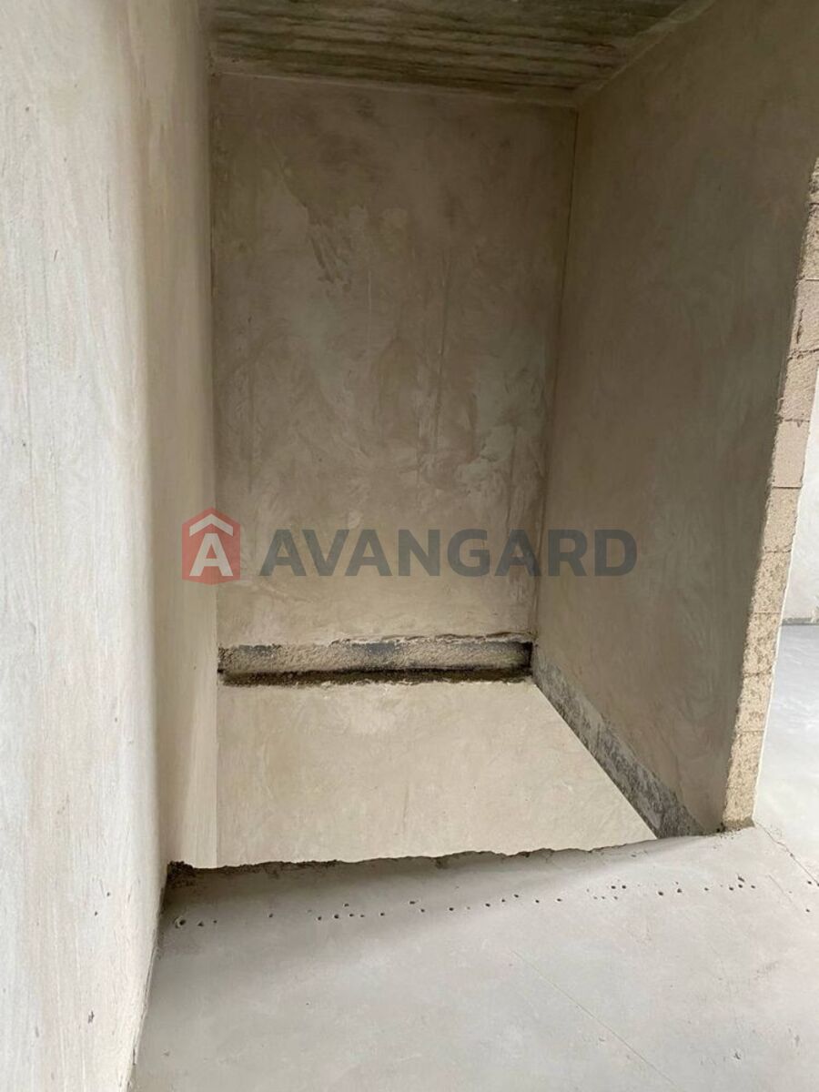 2 ��. ��������, 82/-/41 ��. �., 10/11 ������ ���� 16