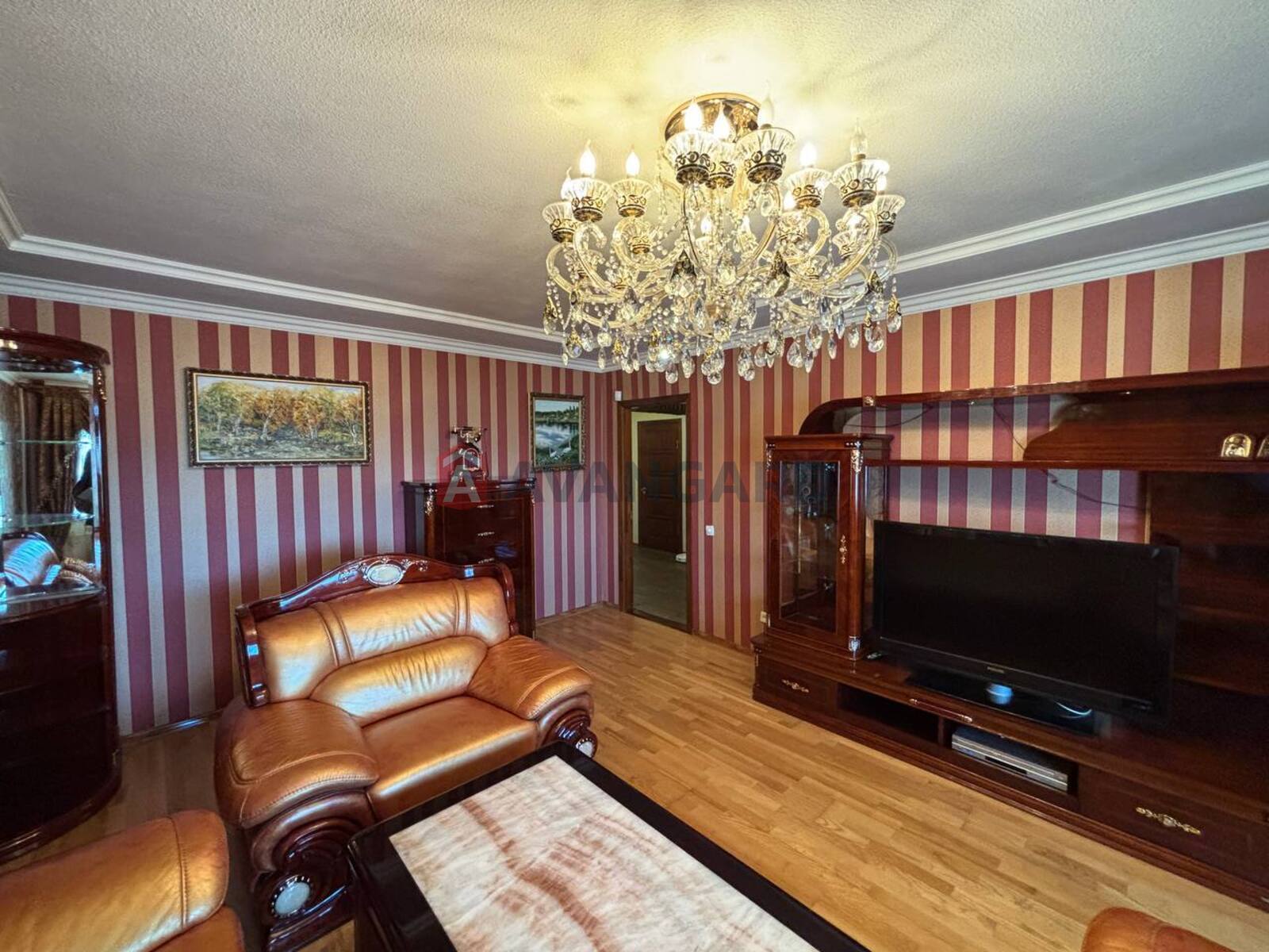 3 ����. ��������, 122/-/15 ��. �., 10/11 ���� ���� 15