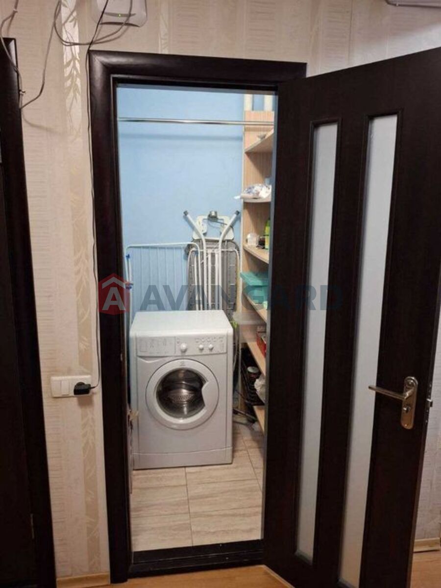 1 ��. ��������, 55/-/8 ��. �., 3/10 ������ ���� 5