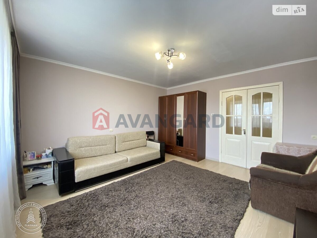 4 ��. ��������, 76/-/10 ��. �., 9/9 ������ ���� 7