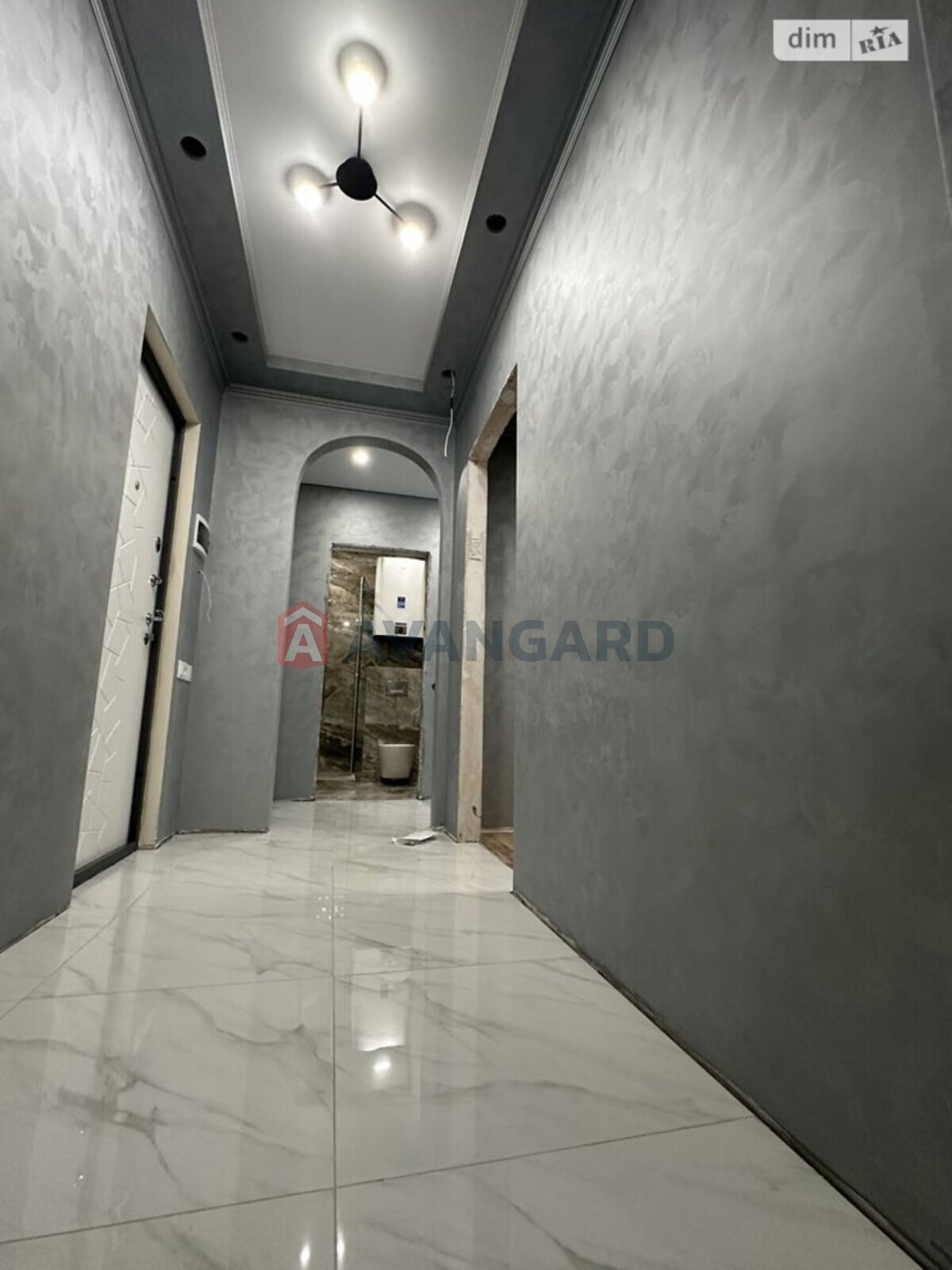 2 ��. ��������, 50/30/10 ��. �., 6/9 ������ ���� 10