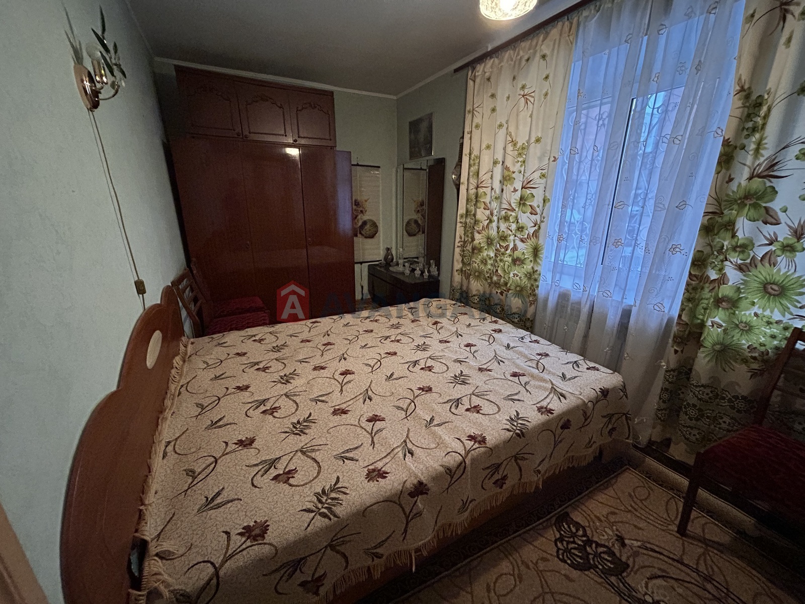 2 ����. ��������, 42/-/6 ��. �., 1/5 ���� ���� 9