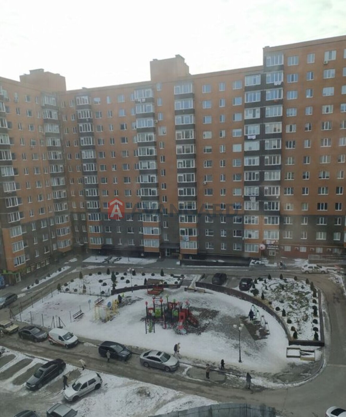 1 ��. ��������, 37/-/11 ��. �., 4/12 ������ ���� 4