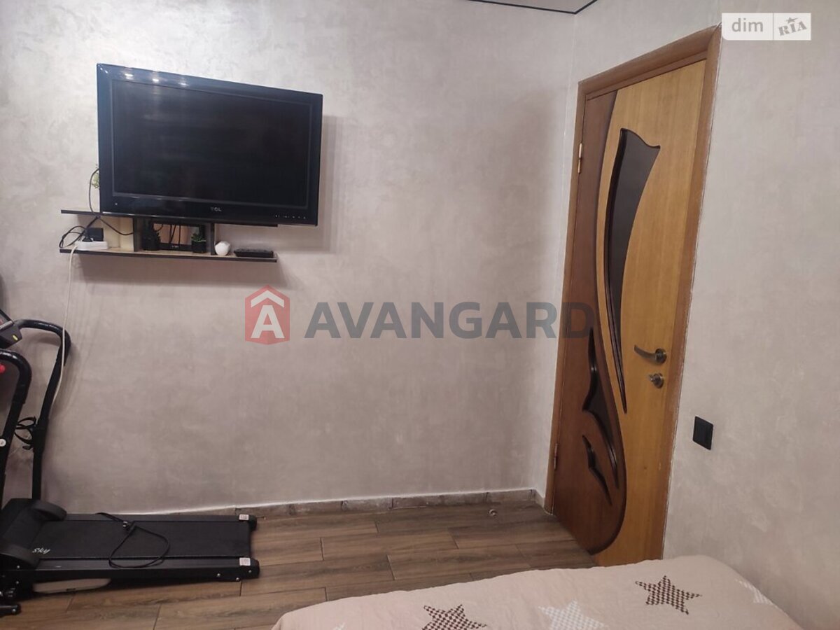 2 ��. ��������, 47/-/- ��. �., 6/8 ������ ���� 9