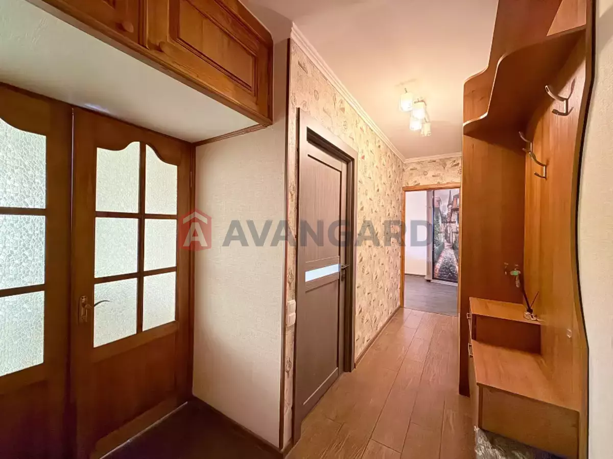 3 ��. ��������, 69/-/- ��. �., 6/9 ������ ���� 4