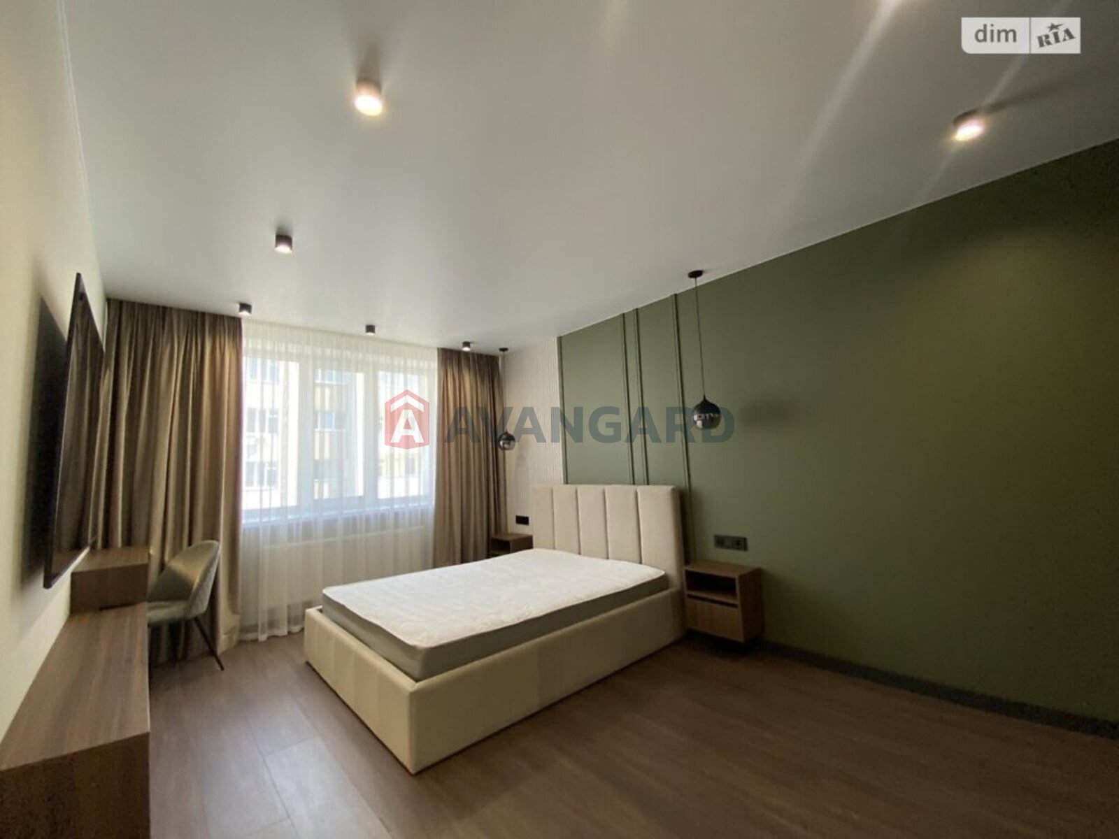 1 ��. ��������, 45/-/16 ��. �., 9/10 ������ ���� 7