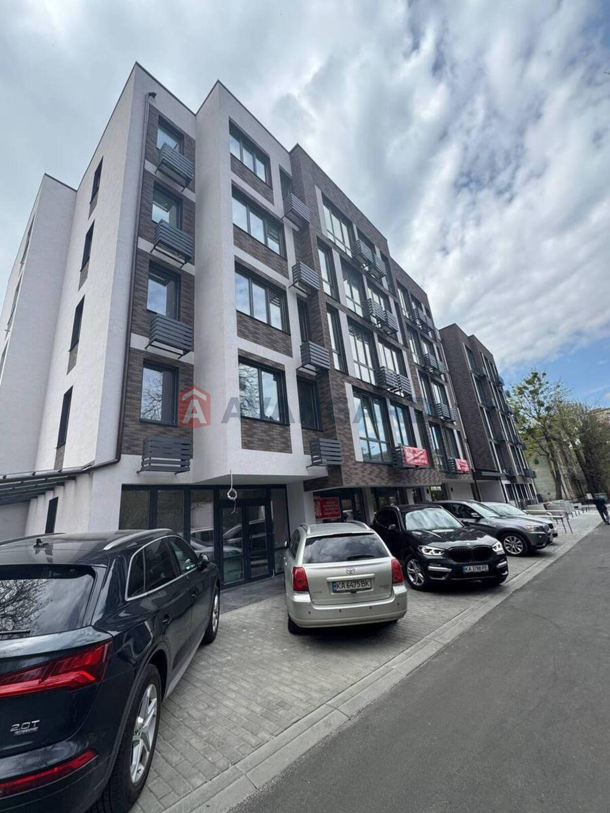 1 ��. ��������, 26/15/5 ��. �., 4/5 ������ ���� 2