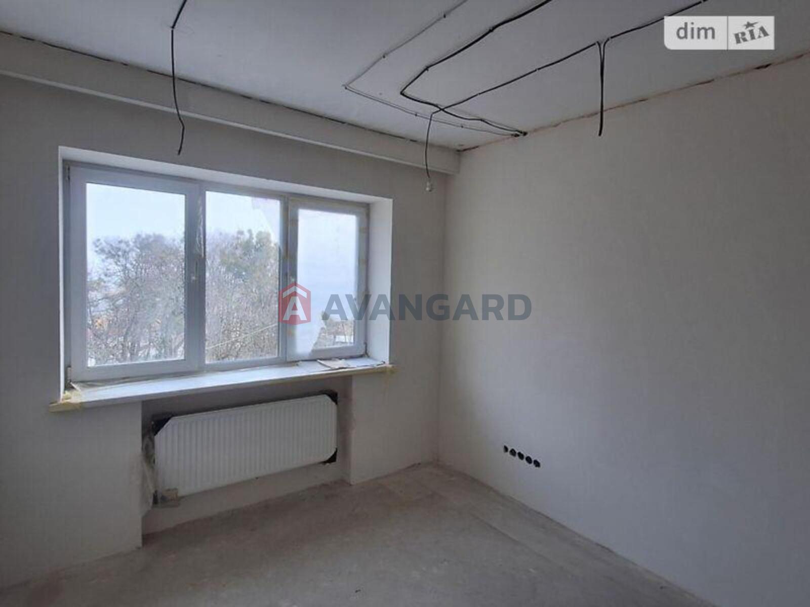 3 ��. ��������, 64/45/8 ��. �., 5/5 ������ ���� 2