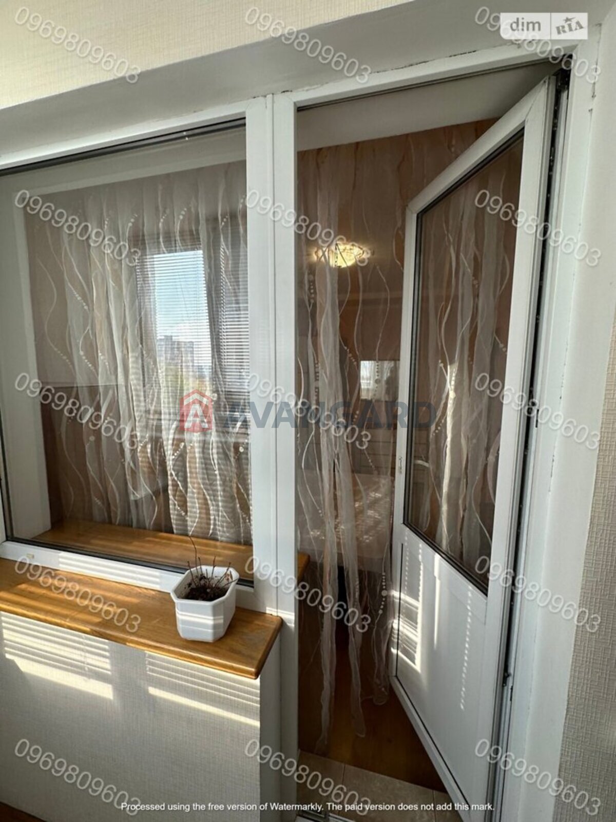 4 ��. ��������, 83/54/8 ��. �., 4/9 ������ ���� 17