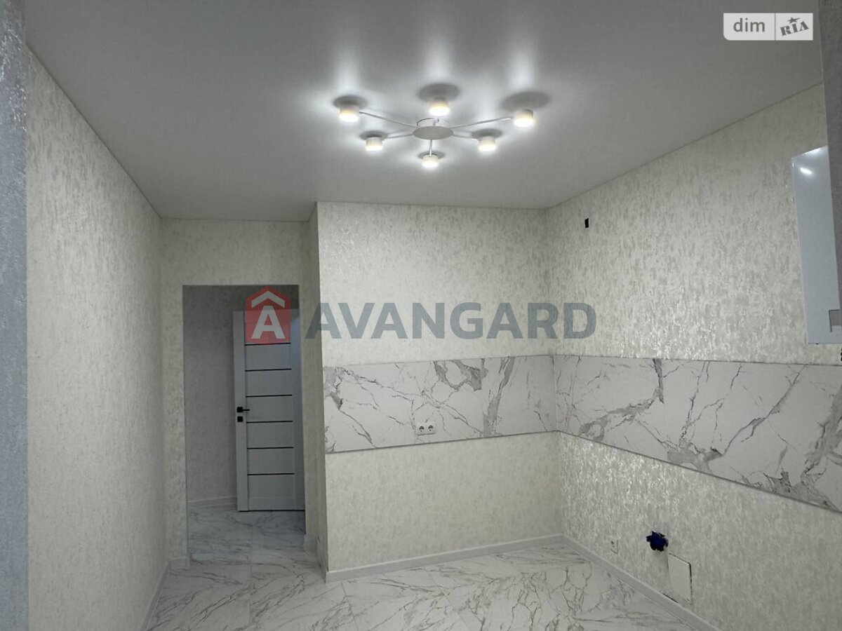 1 . , 45/17/12 . ., 1/6   19