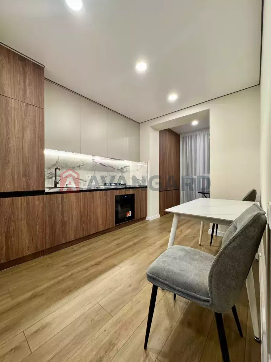 2 ��. ��������, 45/-/- ��. �., 2/10 ������ ���� 1