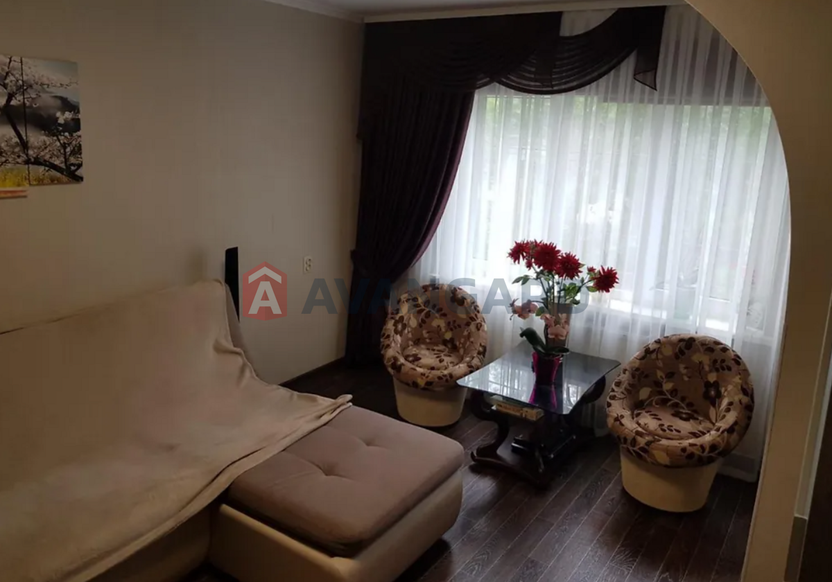 3 ��. ��������, 66/-/- ��. �., 2/9 ������ ���� 9