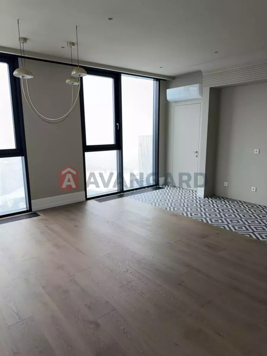 3 ����. ��������, 95/-/41 ��. �., 11/18 ���� ���� 5