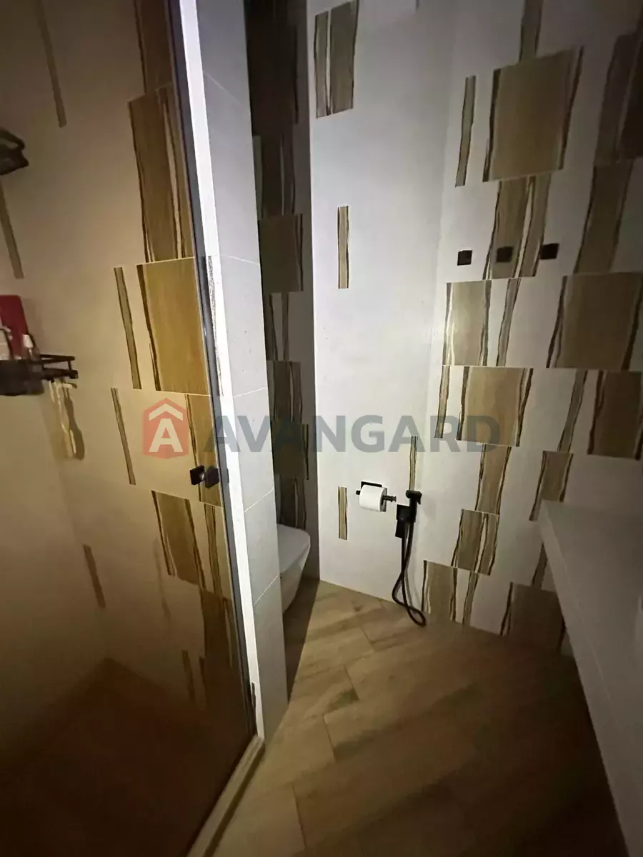 3 ��. ��������, 74/-/- ��. �., 3/9 ������ ���� 9