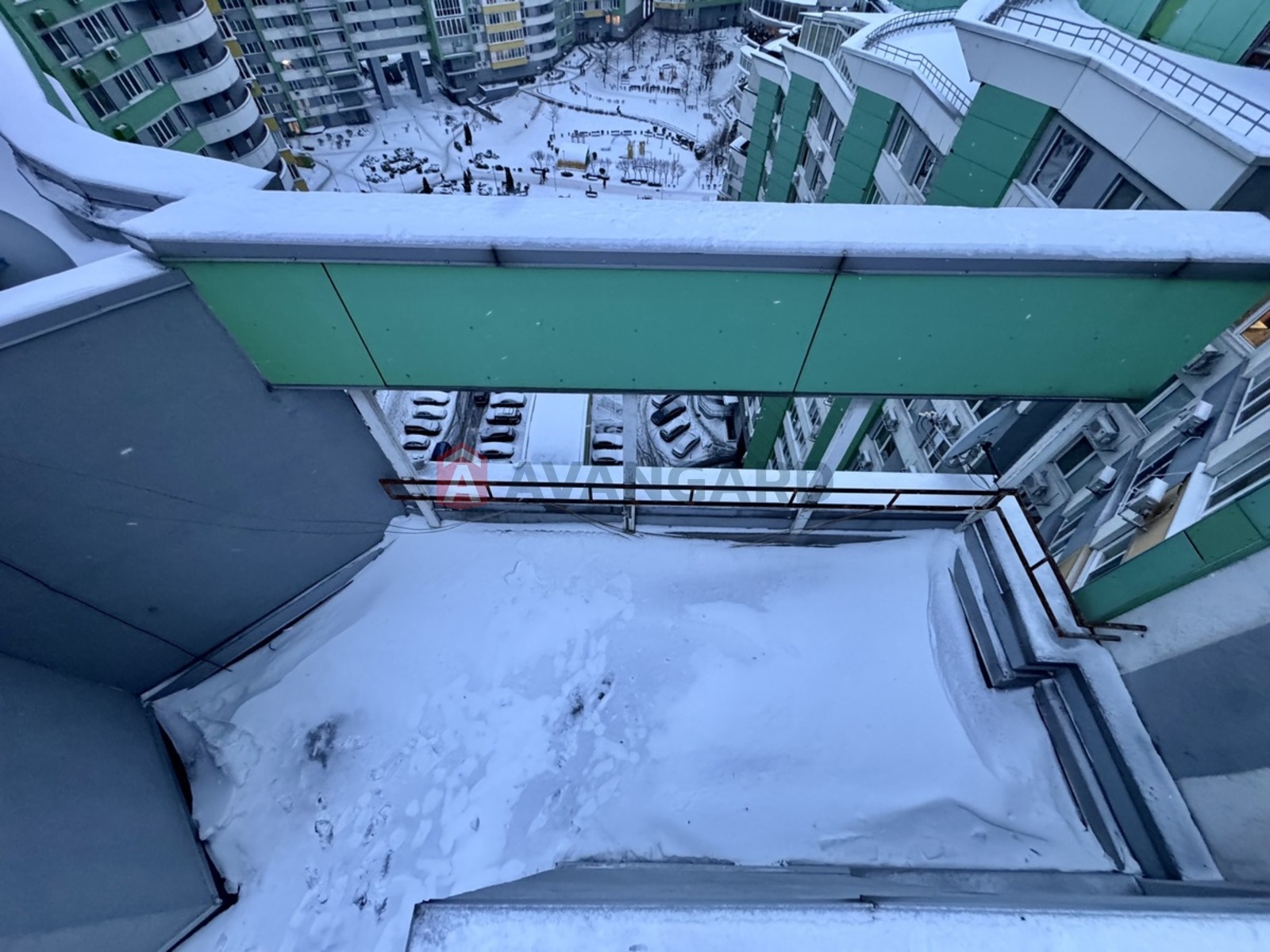 3 ��. ��������, 147/54/13 ��. �., 14/14 ������ ���� 21