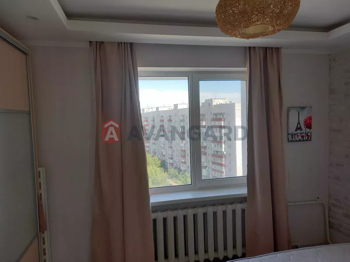 3 ��. ��������, 64/38/11 ��. �., 10/10 ������ ���� 14