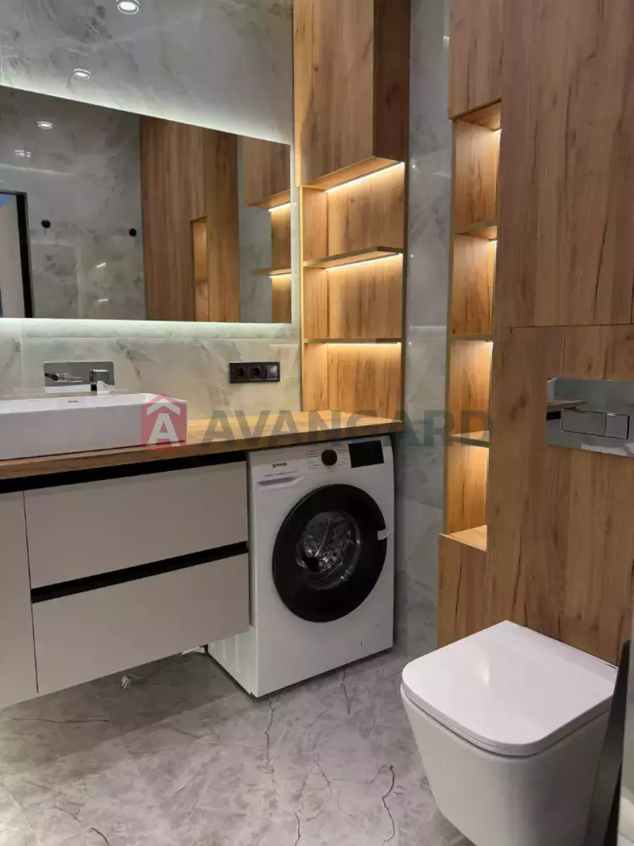 1 ��. ��������, 44/17/15 ��. �., 5/10 ������ ���� 22