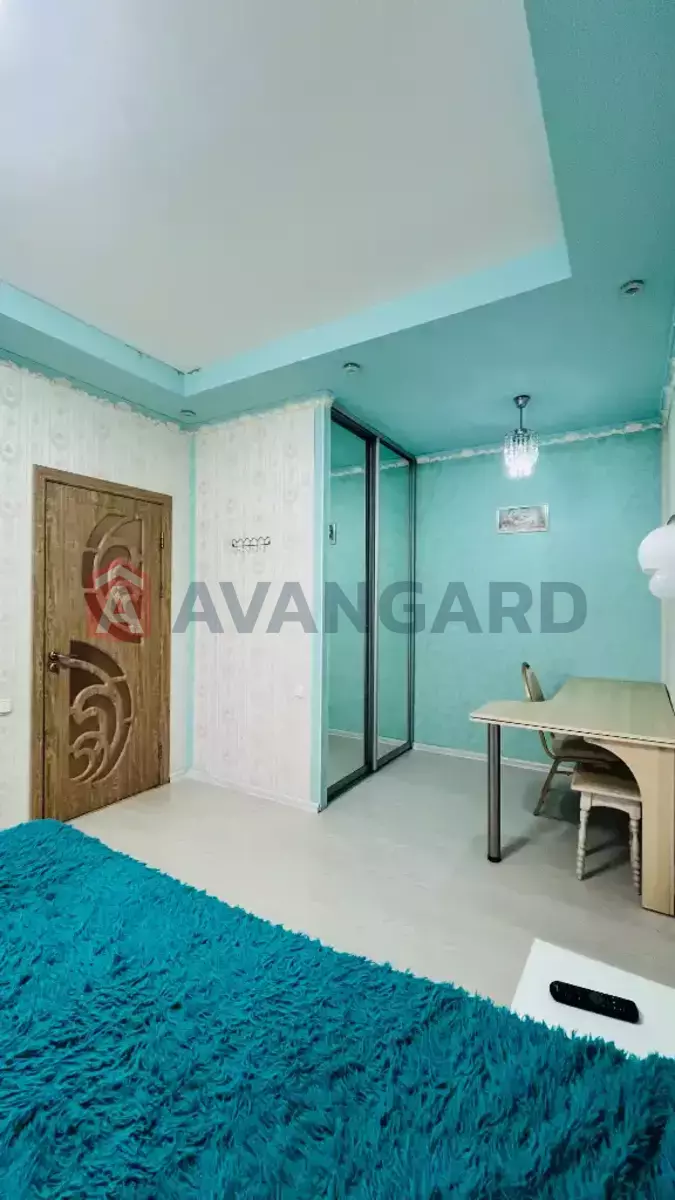 4 ����. ��������, 116/56/25 ��. �., 14/14 ���� ���� 7