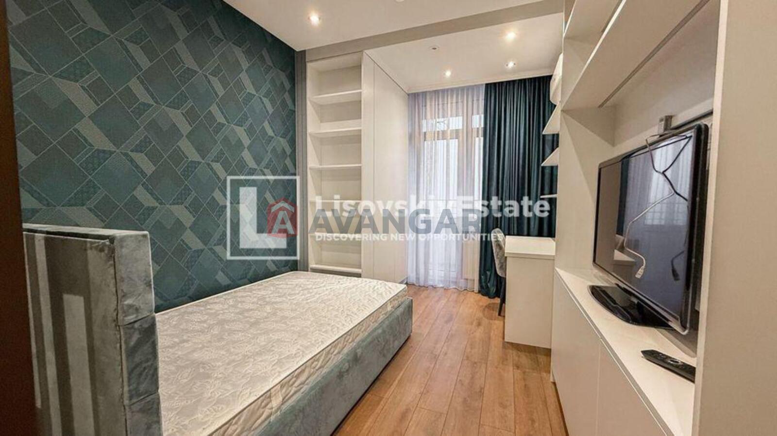 3 ��. ��������, 130/-/20 ��. �., 12/25 ������ ���� 8