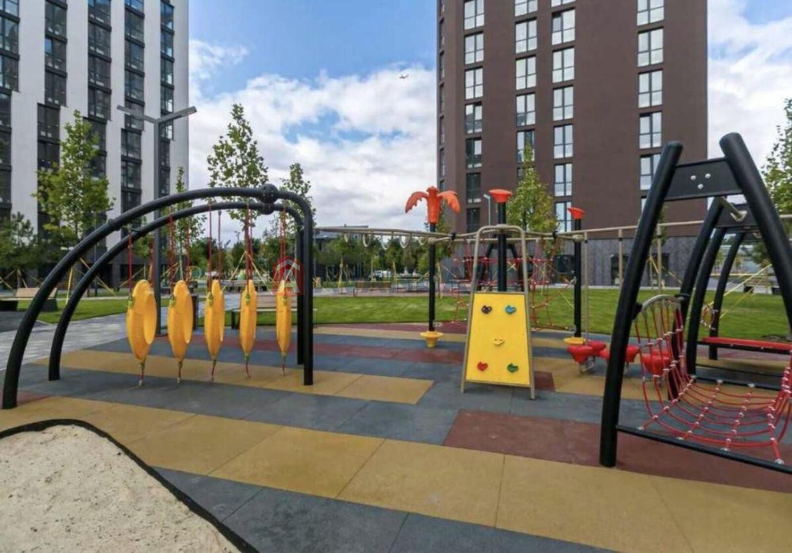 1 ��. ��������, 40/-/10 ��. �., 15/15 ������ ���� 2