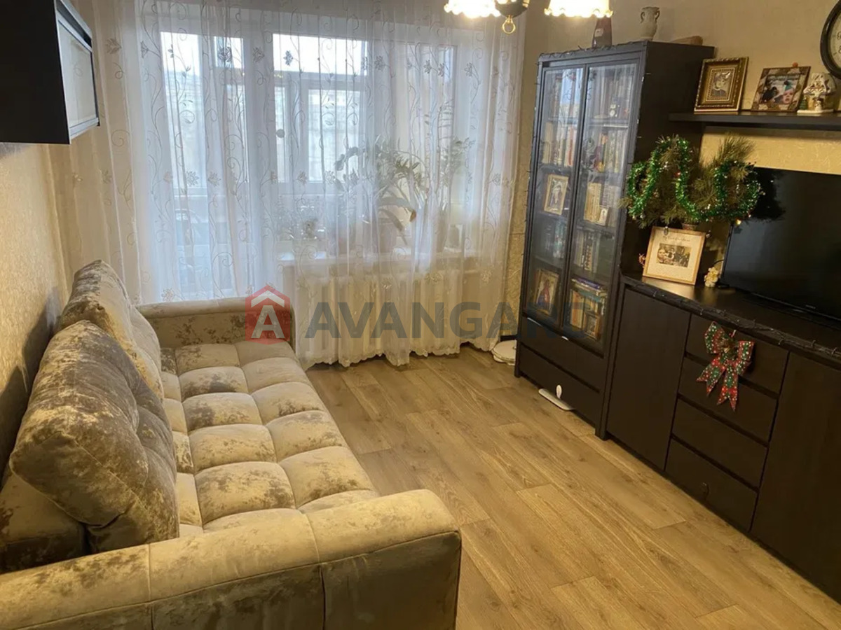 2 ��. ��������, 45/-/7 ��. �., 8/10 ������ ���� 8