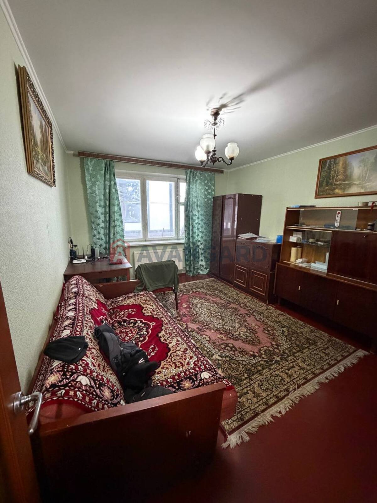 1 ��. ��������, 35/17/9 ��. �., 7/10 ������ ���� 12