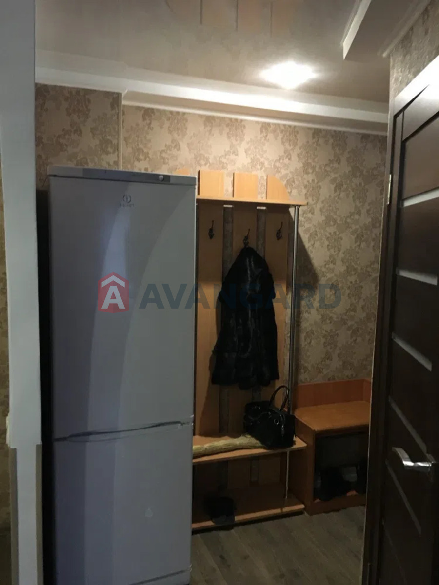 2 ����. ��������, 45/-/7 ��. �., 4/5 ���� ���� 3