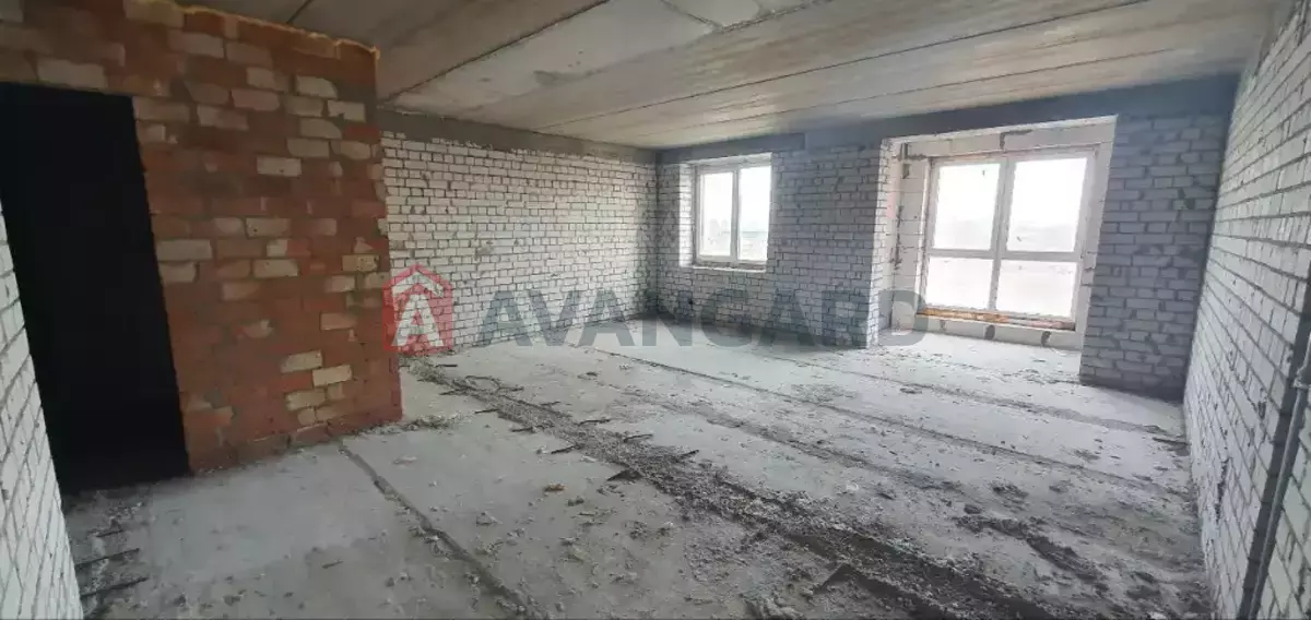 2 ��. ��������, 70/-/- ��. �., 8/10 ������ ���� 5