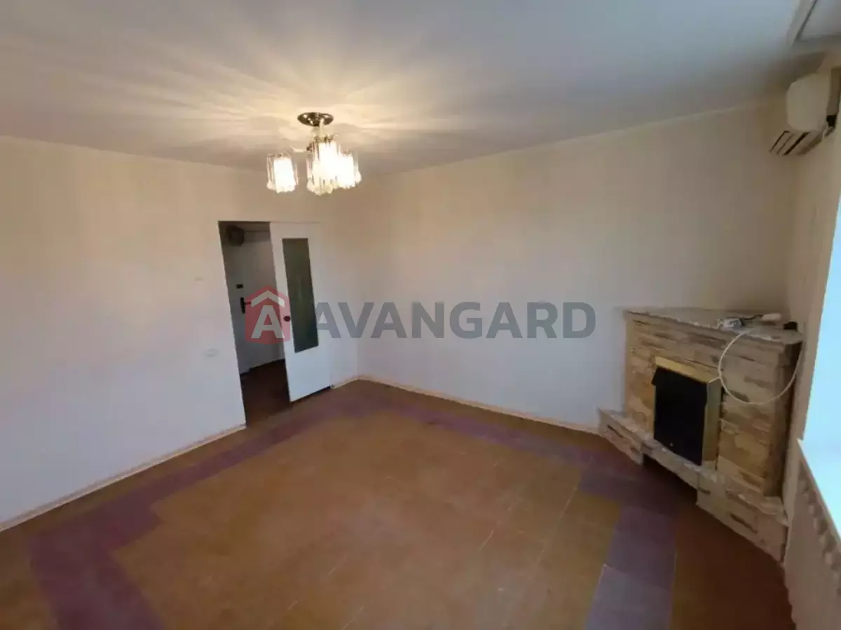 2 . , 47/27/7 . ., 9/9   3