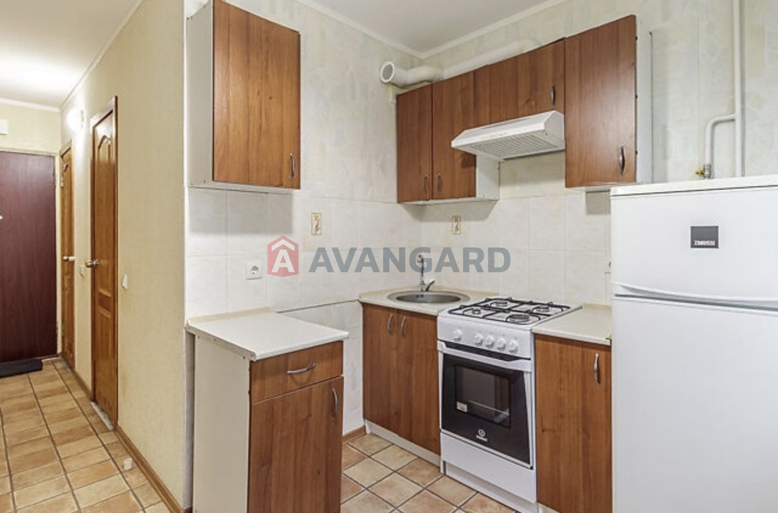 1 ��. ��������, 36/17/8 ��. �., 2/9 ������ ���� 8