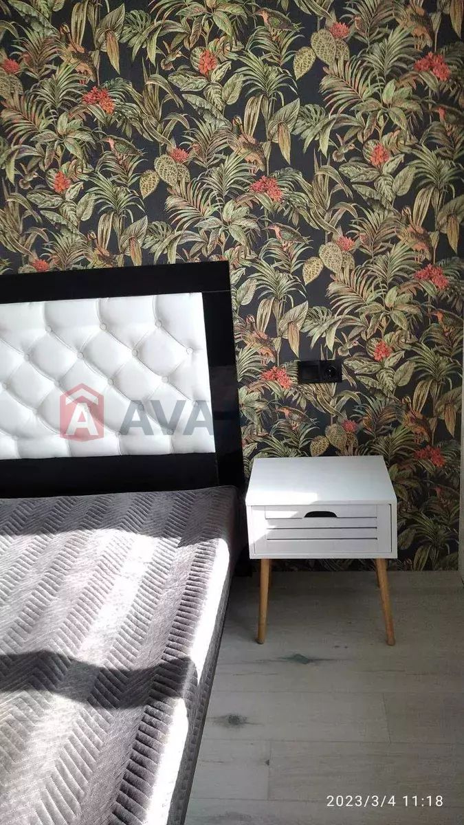 2 ��. ��������, 43/29/6 ��. �., 15/18 ������ ���� 9