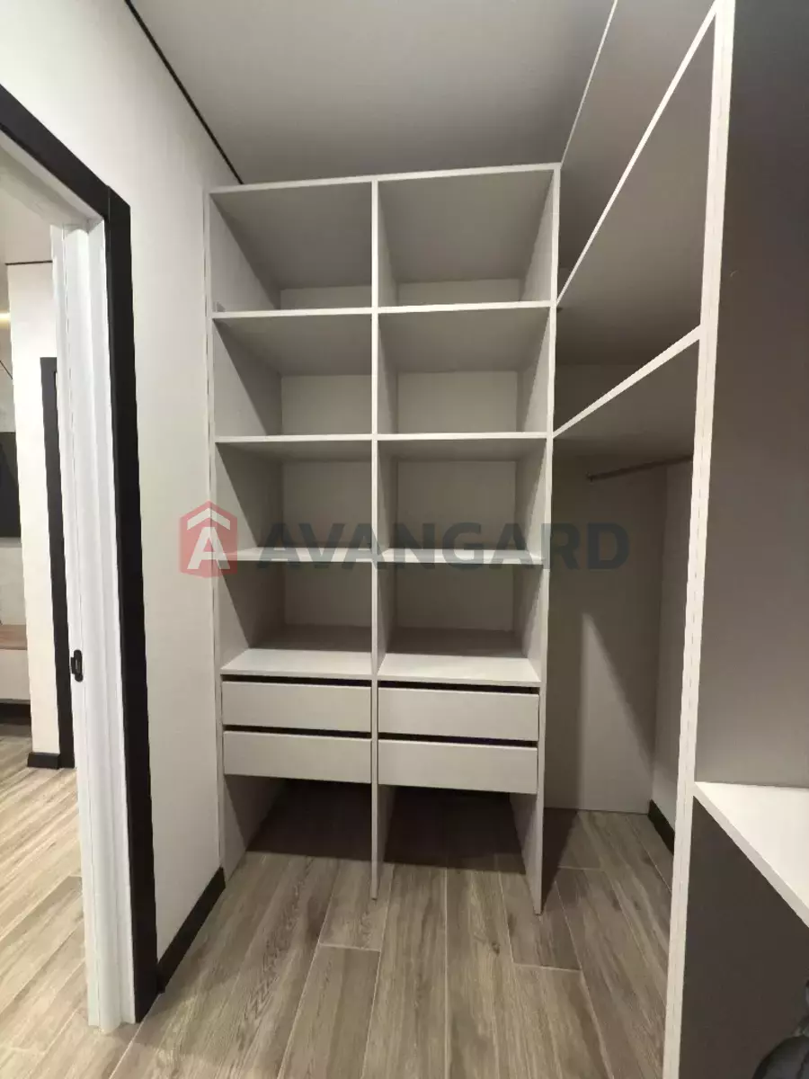 3 ��. ��������, 65/28/12 ��. �., 7/10 ������ ���� 8