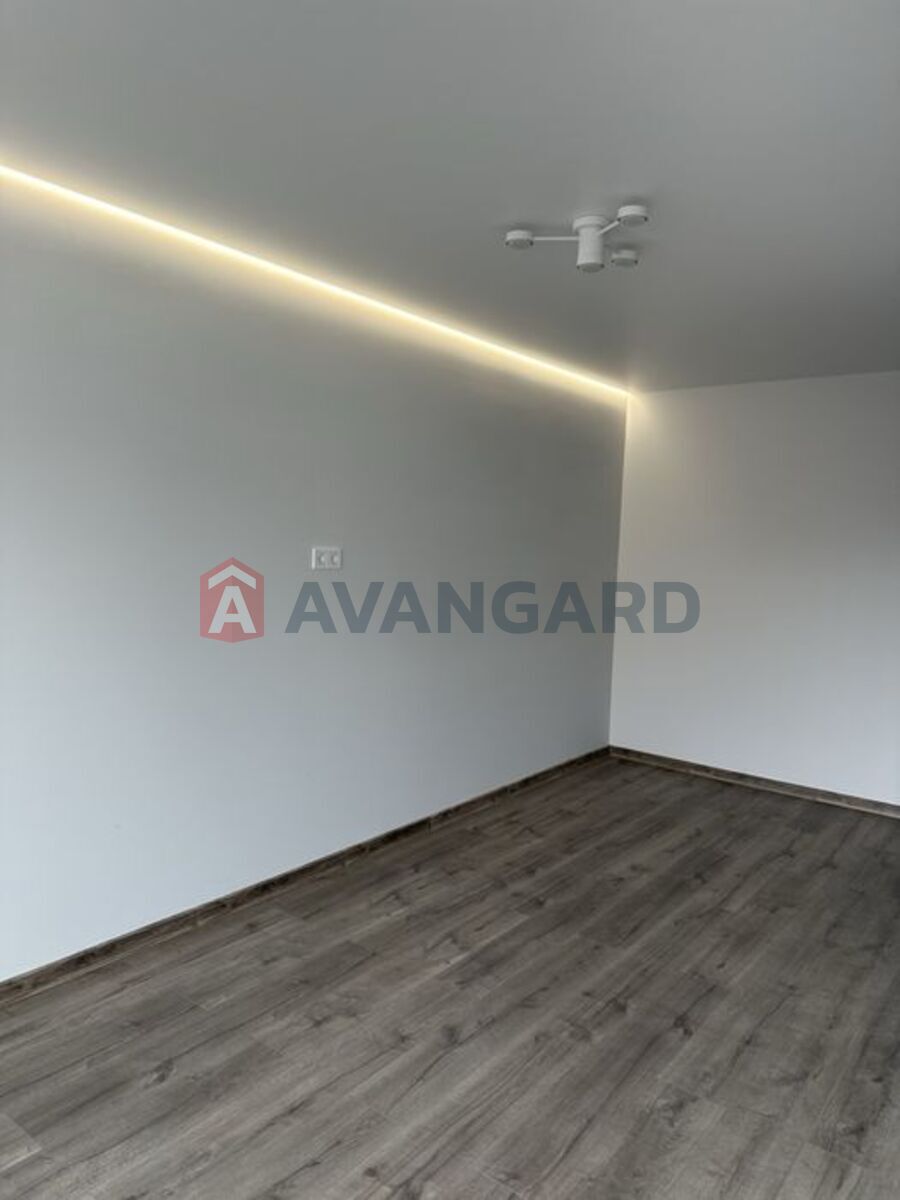 2 ��. ��������, 43/-/7 ��. �., 2/5 ������ ���� 5