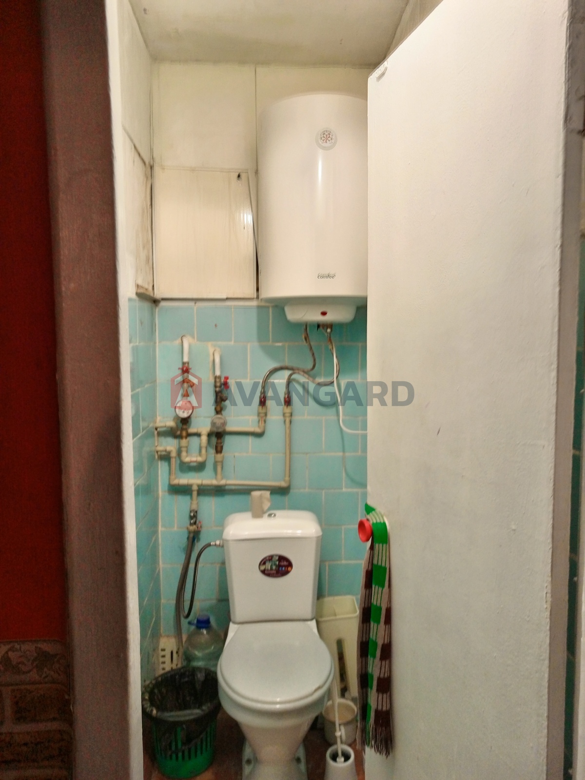 4 ����. ��������, 82/51/7 ��. �., 4/9 ���� ���� 9