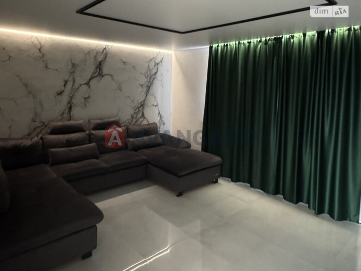 3 ��. ��������, 97/60/17 ��. �., 5/6 ������ ���� 1