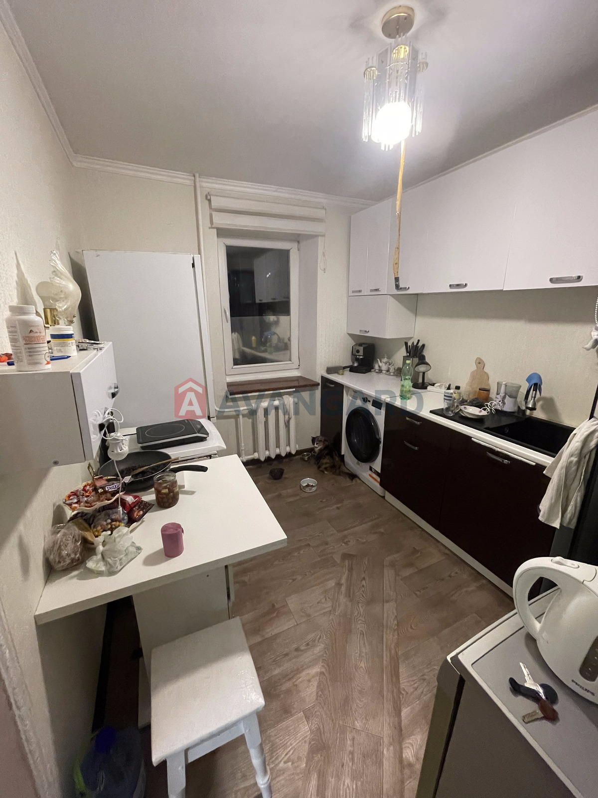 4 ��. ��������, 84/-/7 ��. �., 1/9 ������ ���� 28