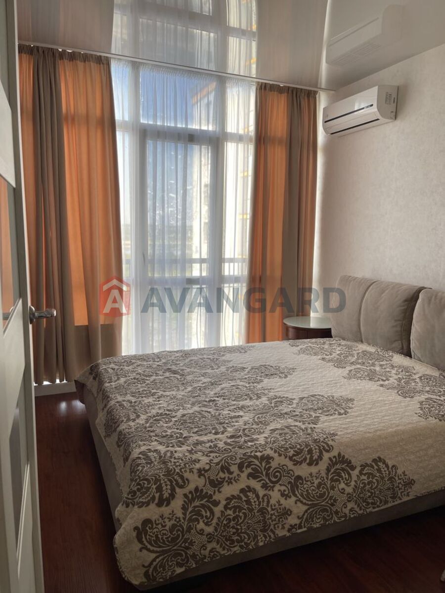 3 ��. ��������, 70/-/6 ��. �., 8/11 ������ ���� 10