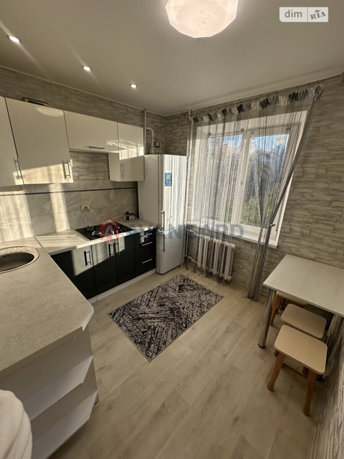 2 . , 49/-/- . ., 4/9   22