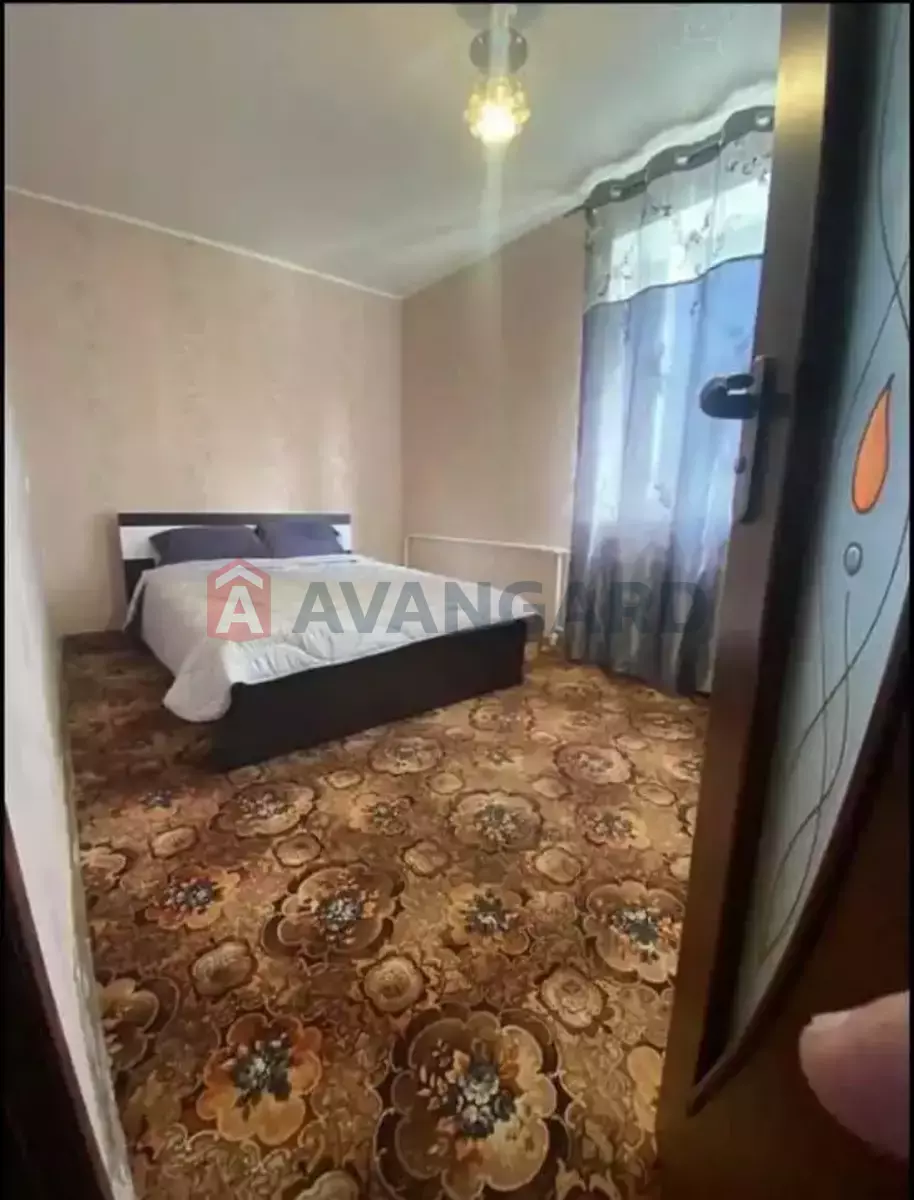 3 ��. ��������, 52/-/6 ��. �., 5/5 ������ ���� 4