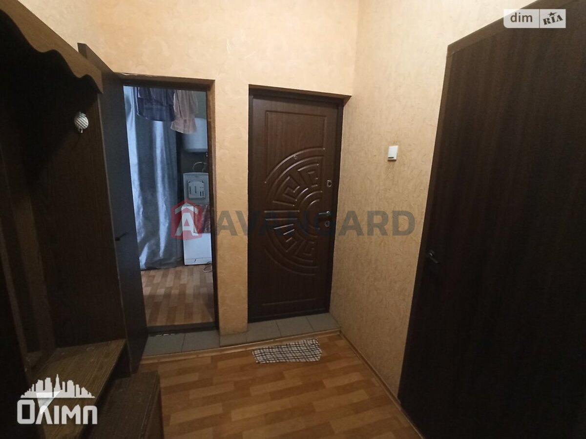 2 ��. ��������, 35/23/7 ��. �., 1/2 ������ ���� 13