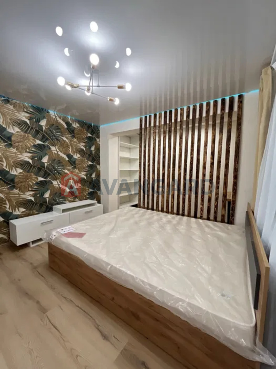 1 . , 28/-/5 . ., 5/5   9