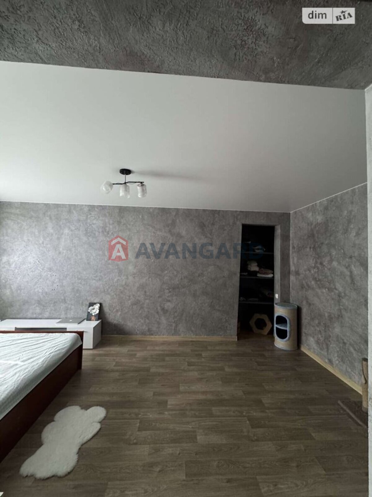 1 ����. ��������, 28/16/5 ��. �., 2/2 ���� ���� 17