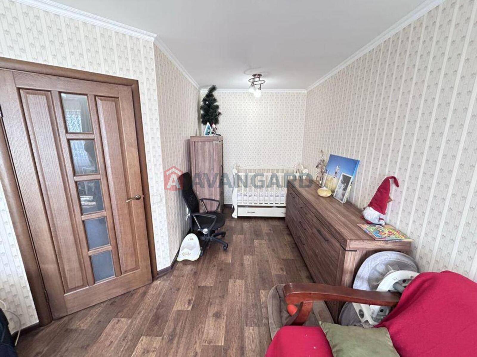 1 ��. ��������, 45/-/11 ��. �., 10/10 ������ ���� 2