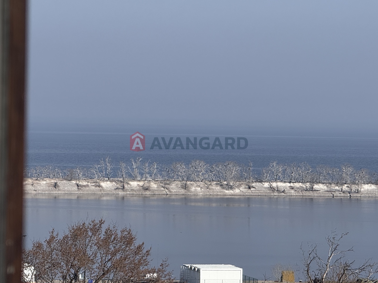 1 ��. ��������, 39,2/17,6/6.3 ��. �., 6/9 ������ ���� 17