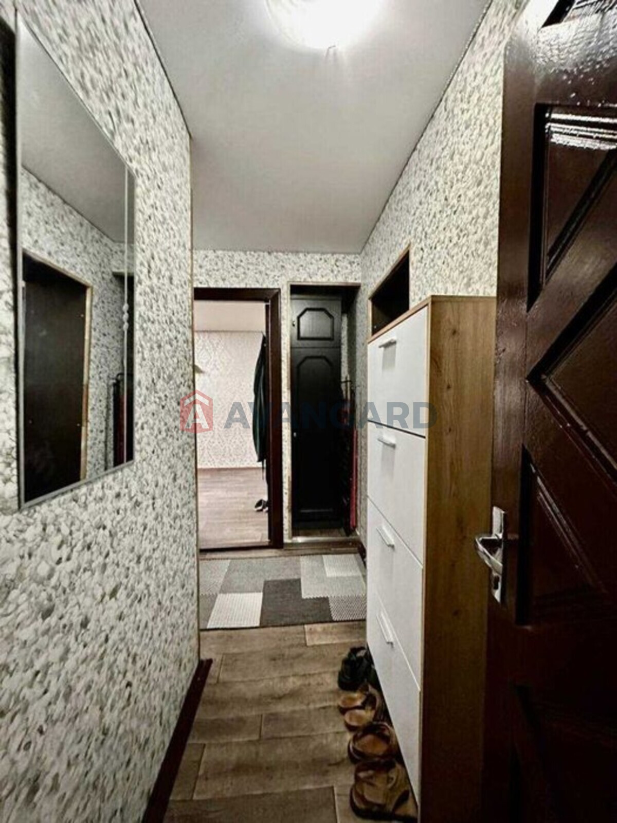 3 ��. ��������, 62/-/6 ��. �., 5/5 ������ ���� 12