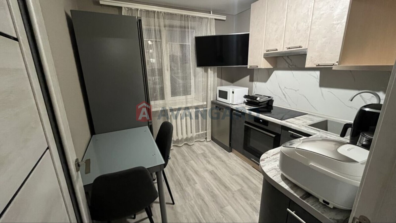 2 ��. ��������, 50/-/7 ��. �., 12/14 ������ ���� 8