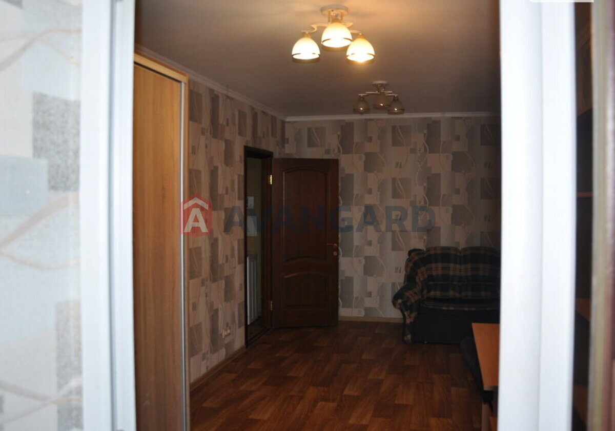 1 ��. ��������, 37/17/9 ��. �., 1/3 ������ ���� 5